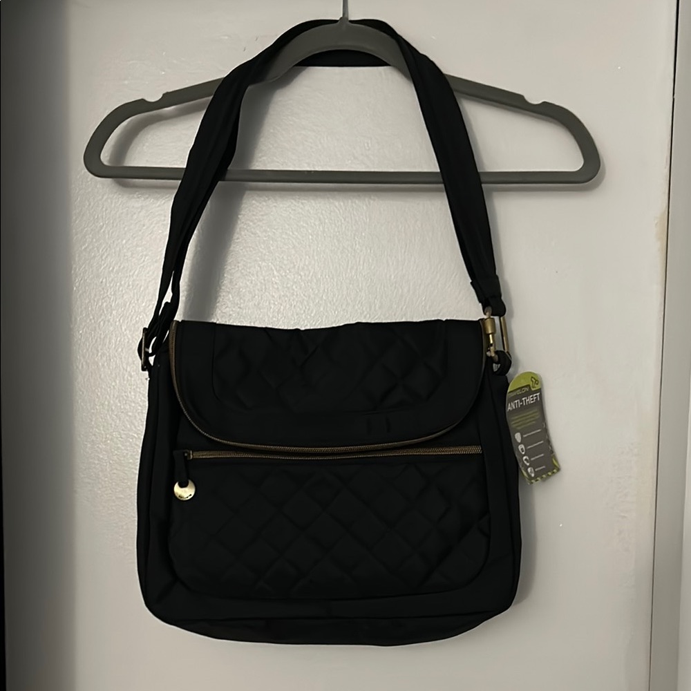 Travelon Black Anti-Theft Shoulder Bag NWT